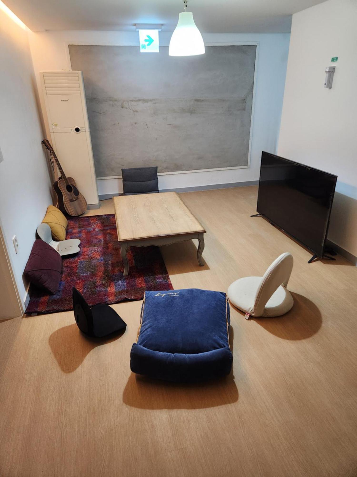 Hostel Fellaz Сеул Экстерьер фото