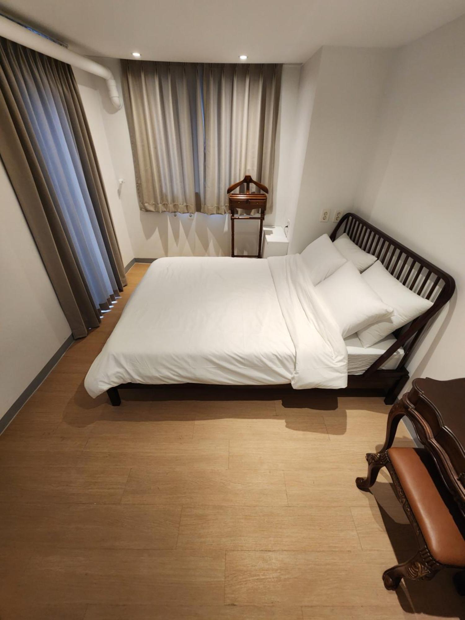 Hostel Fellaz Сеул Экстерьер фото